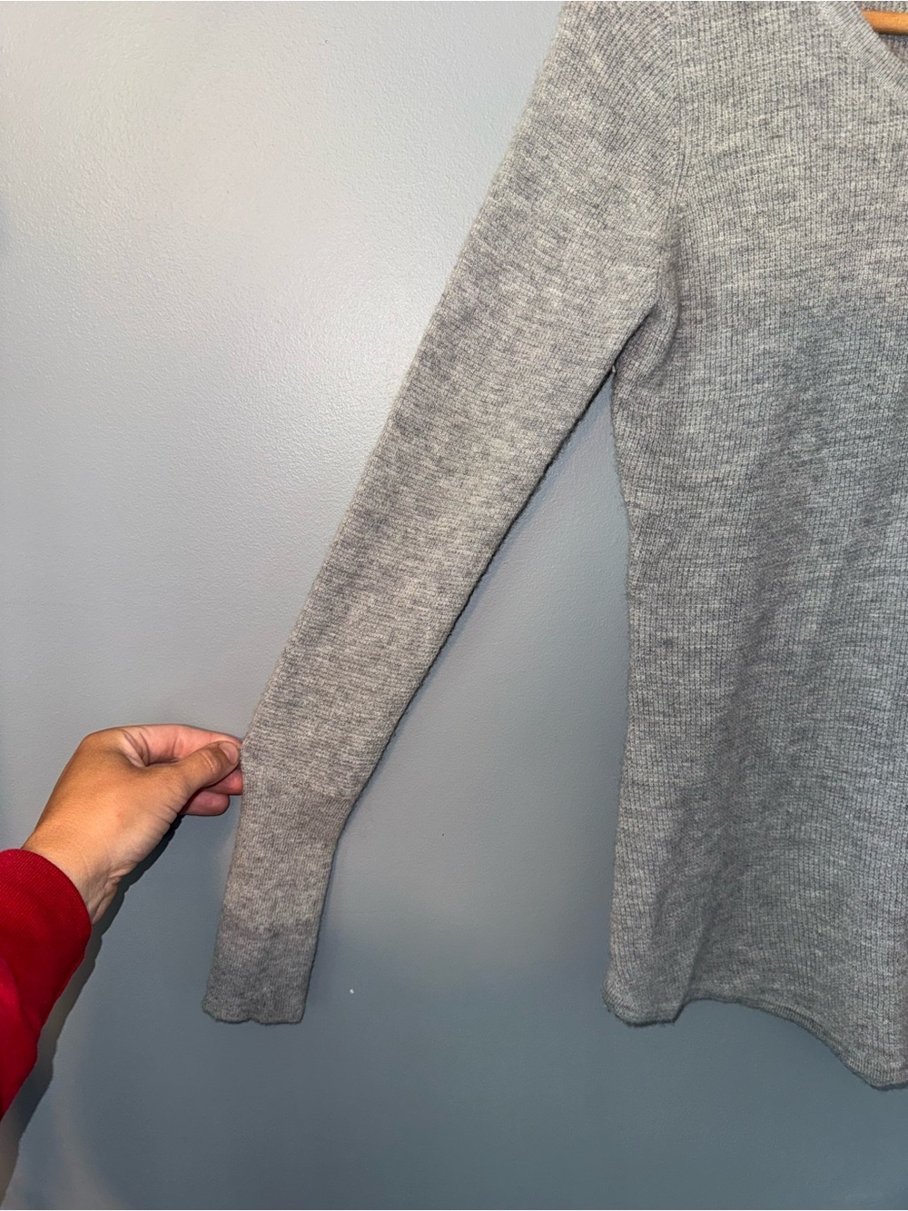 The Cashmere Project 100% Cashmere Henley style button down sweater - Picture 4 of 6